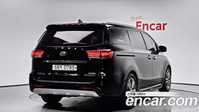 Kia Carnival из Кореи Encar