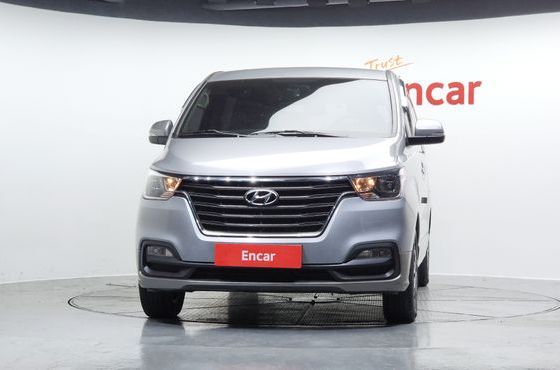 Hyundai Starex Urban 9-Seater Premium Spicial — пробег 69 571 км — фото 3 из 5