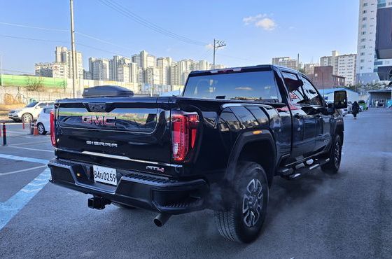 GMC Sierra 2500HD — пробег 23 783 км — фото 2 из 5