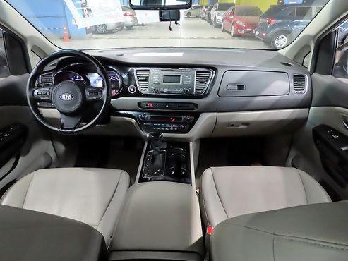 Kia Carnival 9-seater Prestige — пробег 135 265 км — фото 5 из 5