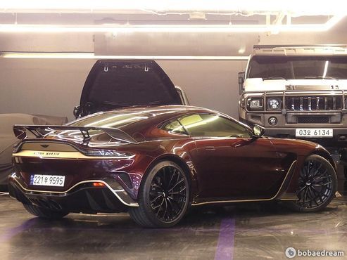 Astonmartin Vantage 5.2 V12 Final Edition — пробег 3 500 км — фото 3 из 5