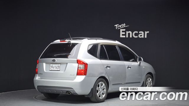 Kia Carens из Кореи Encar
