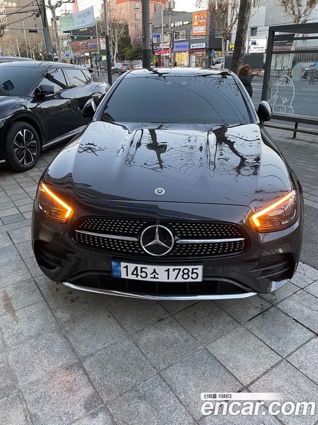 Mercedes-Benz E-Class E350 4MATIC AMG Line — пробег 53 008 км — фото 1 из 5