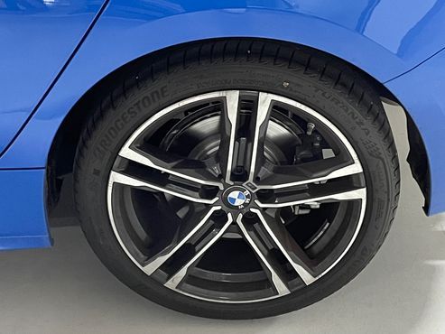 BMW 1-Series 120i M Sports — пробег 8 100 км — фото 5 из 5