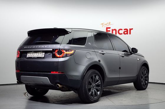 Land Rover Discovery Sport 2.0 TD4 HSE Luxury — пробег 56 322 км — фото 2 из 5