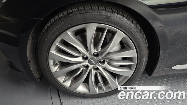 Hyundai Genesis из Кореи Encar
