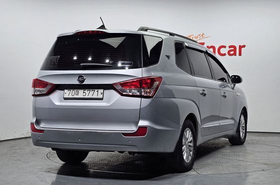 Ssangyong KORANDO 4WD LT 11-seater — пробег 228 082 км — фото 2 из 5