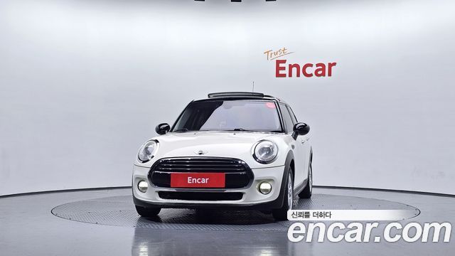 Mini Cooper 5Door Mid 3rd — пробег 152 406 км — фото 3 из 5