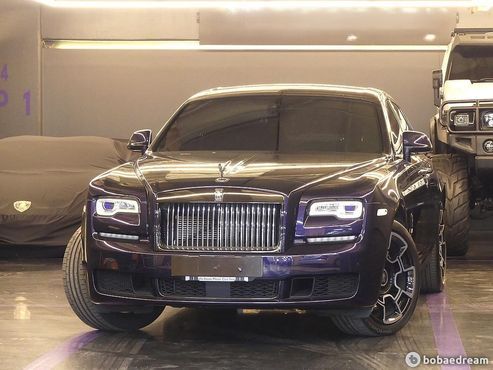 Rolls-Royce Ghost 6.6 V12 Black badge — пробег 20 188 км — фото 1 из 5