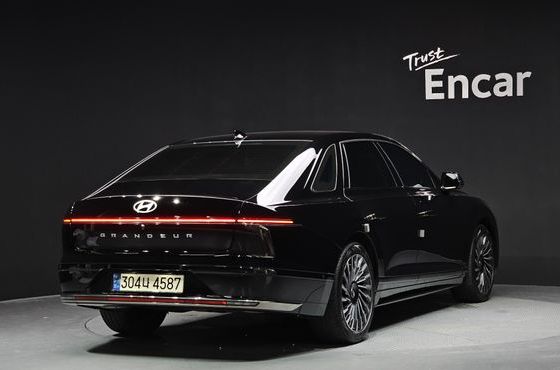 Hyundai Grandeur 2,5 Gasoline 2WD Calligraphy — пробег 40 382 км — фото 2 из 5