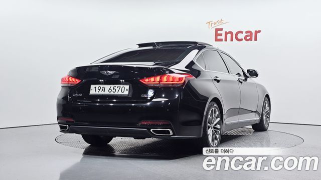 Hyundai Genesis из Кореи Encar