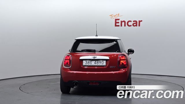 Mini Cooper Standard Third Generation — пробег 154 183 км — фото 4 из 5