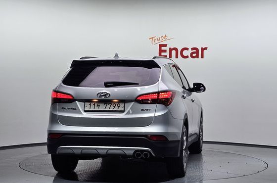 Hyundai Santafe Diesel(e-VGT) 2.0 2WD Premium — пробег 87 423 км — фото 4 из 5