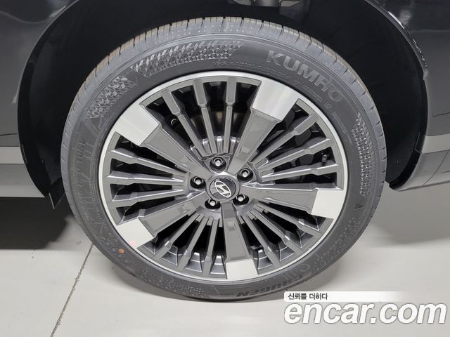 Hyundai Santafe HEV 1.6 2WD Calligraphy — пробег 620 км — фото 5 из 5