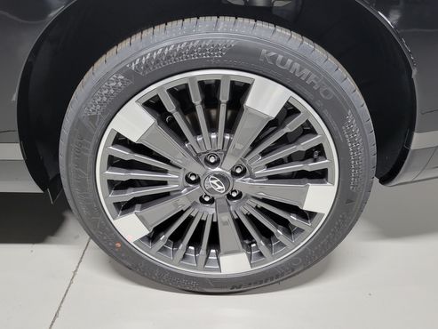 Hyundai Santafe HEV 1.6 2WD Calligraphy — пробег 620 км — фото 5 из 5