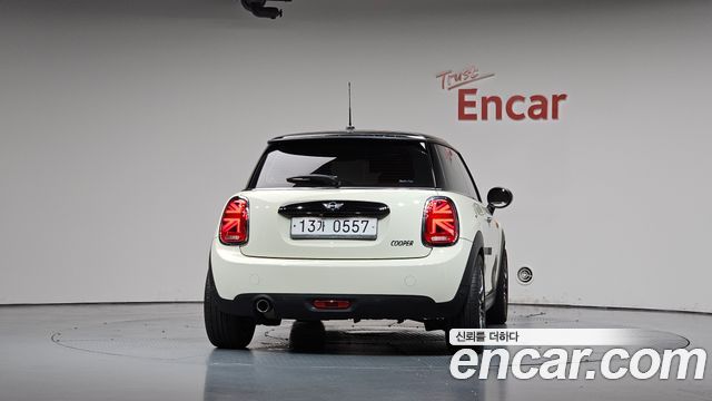 Mini Cooper из Кореи Encar