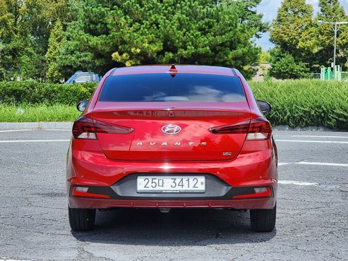 Hyundai AVANTE 1.6 Diesel Smart — пробег 55 800 км — фото 3 из 5