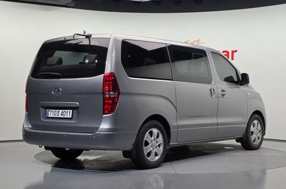 Hyundai Starex Wagon 12-Seater Smart — пробег 115 249 км — фото 2 из 5