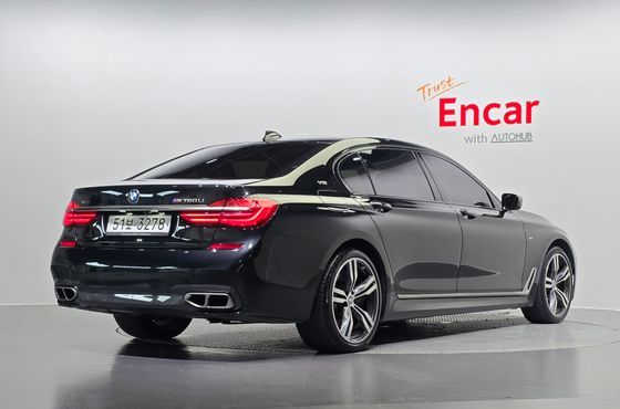 BMW 7-Series M760Li xDrive — пробег 152 851 км — фото 2 из 5