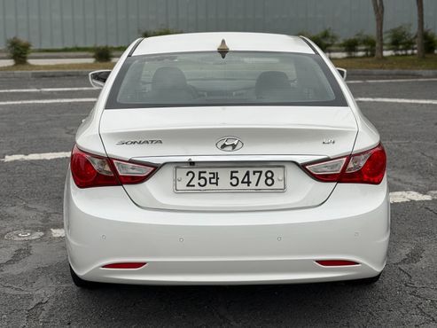 Hyundai Sonata LPI Smart — пробег 199 000 км — фото 2 из 5