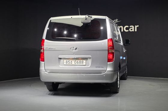 Hyundai Starex Van 3-Seater Smart — пробег 54 582 км — фото 4 из 5