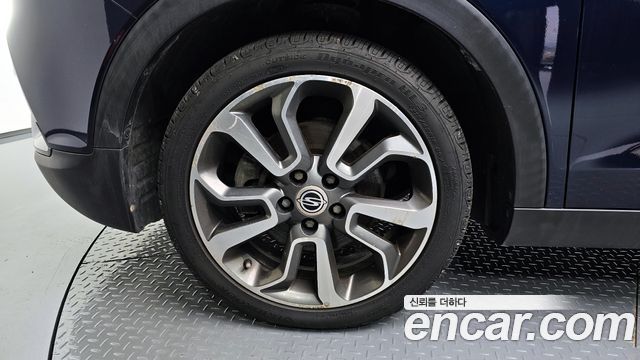 Ssangyong TIBOLI из Кореи Encar
