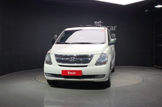 Hyundai Starex 12-Seater Wagon CVX Premium — пробег 93 101 км — фото 3 из 5