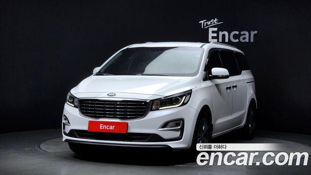 Kia Carnival из Кореи Encar