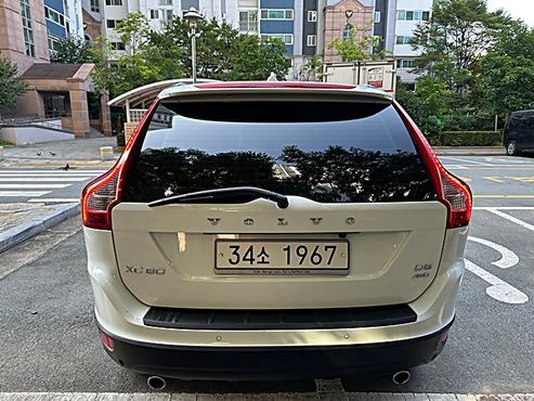 Volvo XC60 D5 AWD 1st — пробег 111 672 км — фото 4 из 5