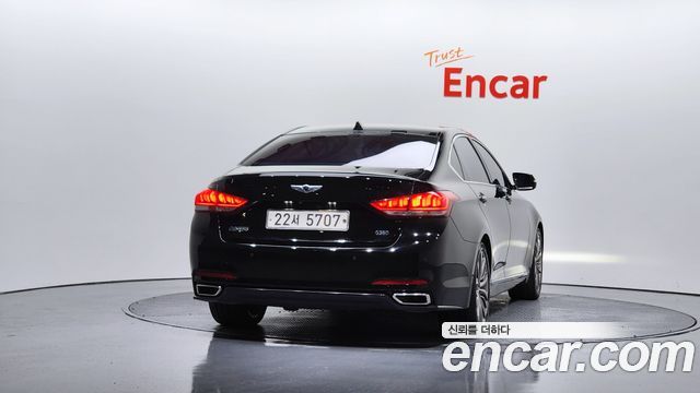 Hyundai Genesis из Кореи Encar