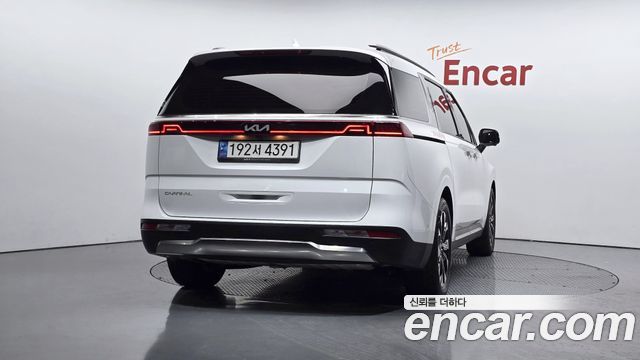 Kia Carnival 9-Seater Signature — пробег 17 277 км — фото 4 из 5