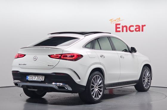 Mercedes-Benz GLE-Class GLE400d 4MATIC Coupe — пробег 9 818 км — фото 2 из 5