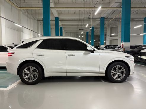 Genesis GV70 2.5T Gasoline 2WD — пробег 26 000 км — фото 3 из 5