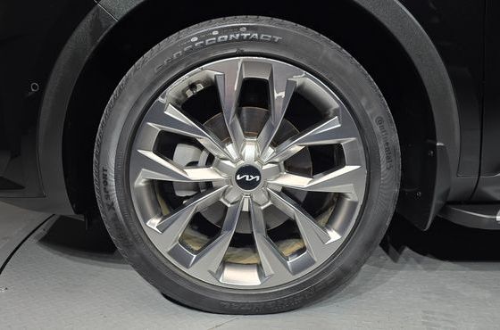 Kia Sorento Diesel 2.2 2WD Signature — пробег 8 415 км — фото 5 из 5