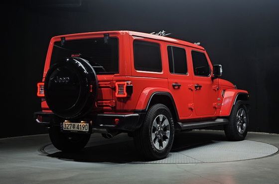 Jeep Wrangler 2.0 Overland Power Top 4Door — пробег 50 428 км — фото 2 из 5