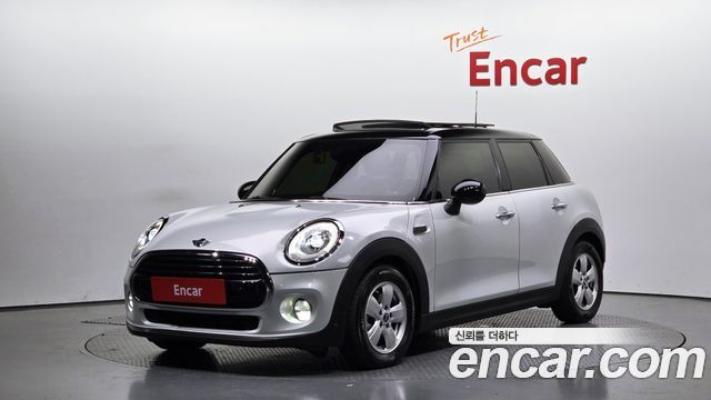 Mini Cooper 5Door Mid 3rd — пробег 91 339 км — фото 1 из 5