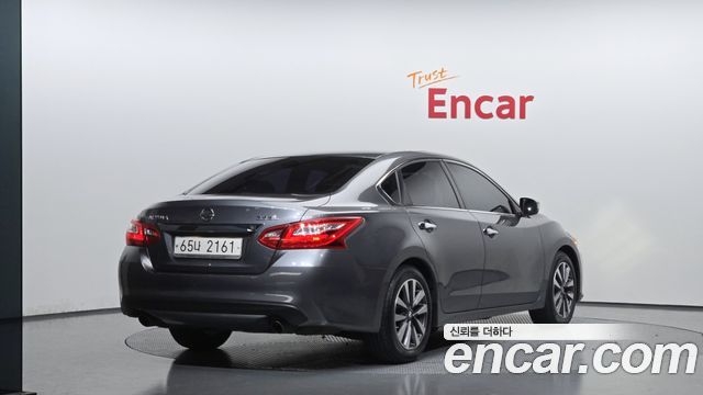 Nissan Altima из Кореи Encar