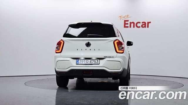 Ssangyong TIBOLI из Кореи Encar