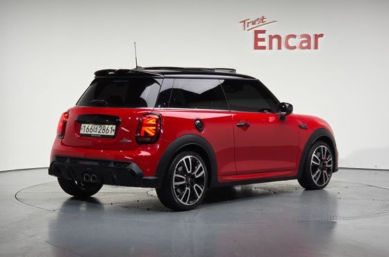 Mini Cooper JCW 3rd Generation — пробег 26 314 км — фото 2 из 5