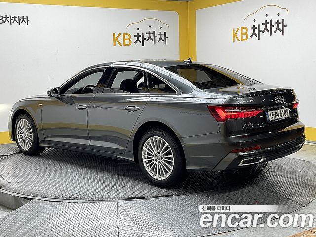 Audi A6 45 TFSI Premium — пробег 88 778 км — фото 2 из 5
