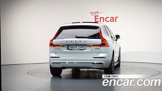 Volvo XC60 B5 Inscription — пробег 45 810 км — фото 4 из 5