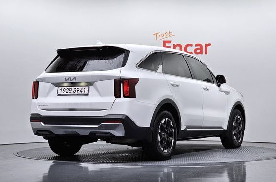 Kia Sorento Gasoline 2.5T 2WD Prestige — пробег 17 740 км — фото 2 из 5