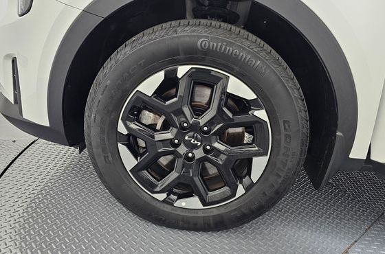 Kia Sorento Gasoline 2.5T 2WD Prestige — пробег 17 740 км — фото 5 из 5