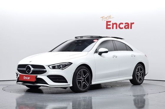 Mercedes-Benz CLA-Class CLA250 4MATIC — пробег 7 528 км — фото 1 из 5