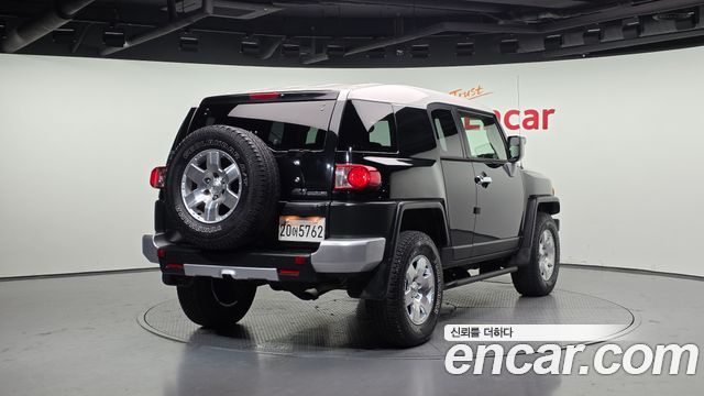 Toyota FJ Cruiser из Кореи Encar