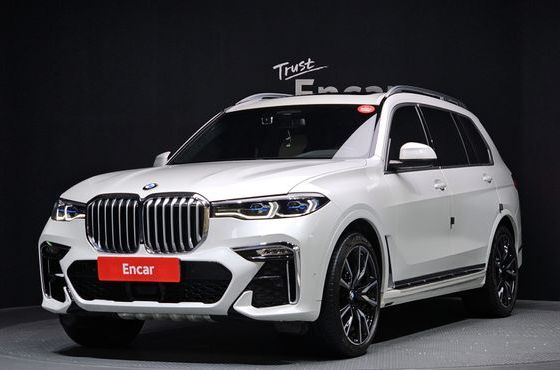 BMW X7 xDrive 40d M Sport 6STR — пробег 60 832 км — фото 1 из 5