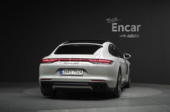 Porsche Panamera 4.0 GTS — пробег 8 598 км — фото 4 из 5