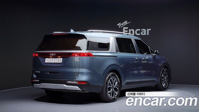 Kia Carnival из Кореи Encar