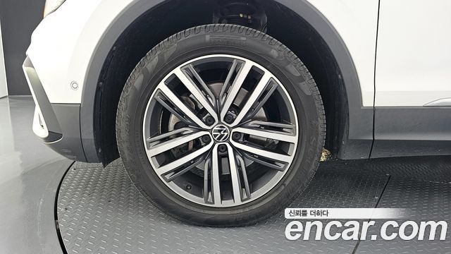 Volkswagen Tiguan из Кореи Encar