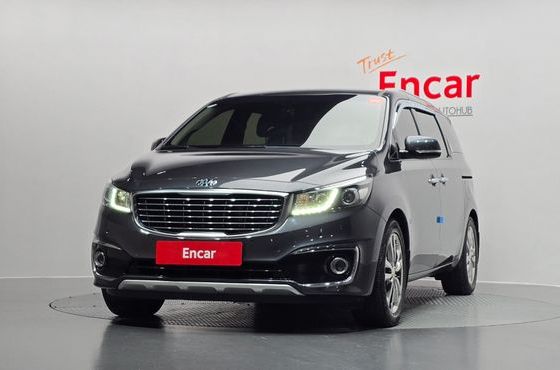 Kia Carnival 7-seater Limousine VIP — пробег 78 507 км — фото 3 из 5